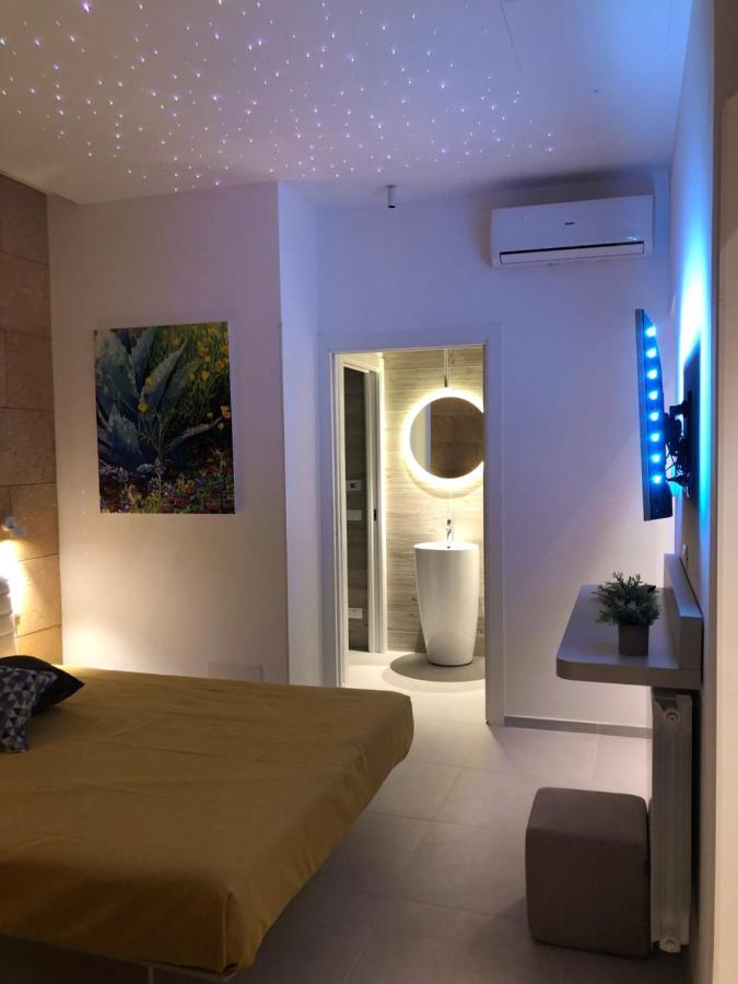 Porta Del Golfo Apartments & Suites カステッランマーレ・デル・ゴルフォ エクステリア 写真