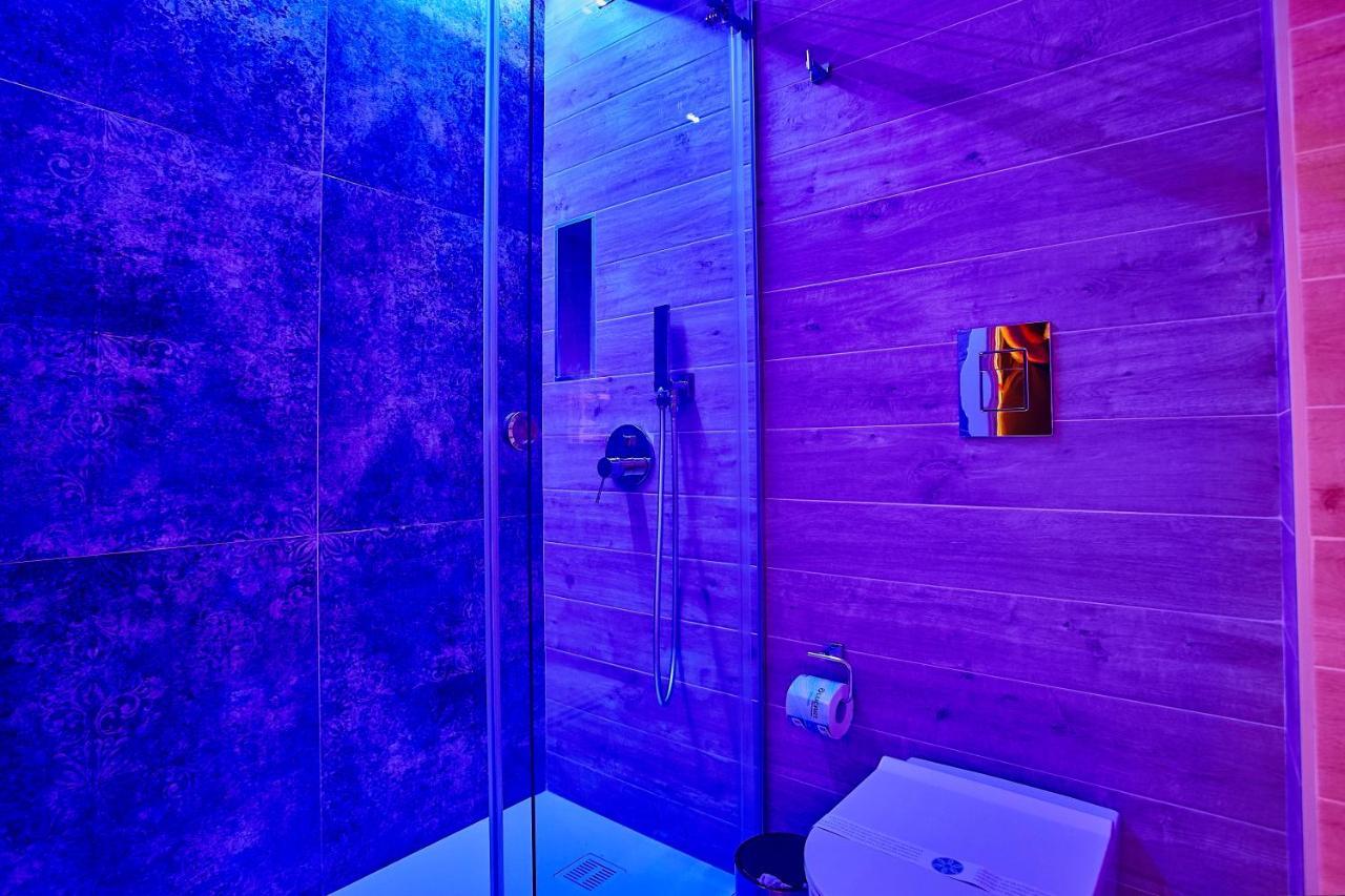 Porta Del Golfo Apartments & Suites カステッランマーレ・デル・ゴルフォ エクステリア 写真